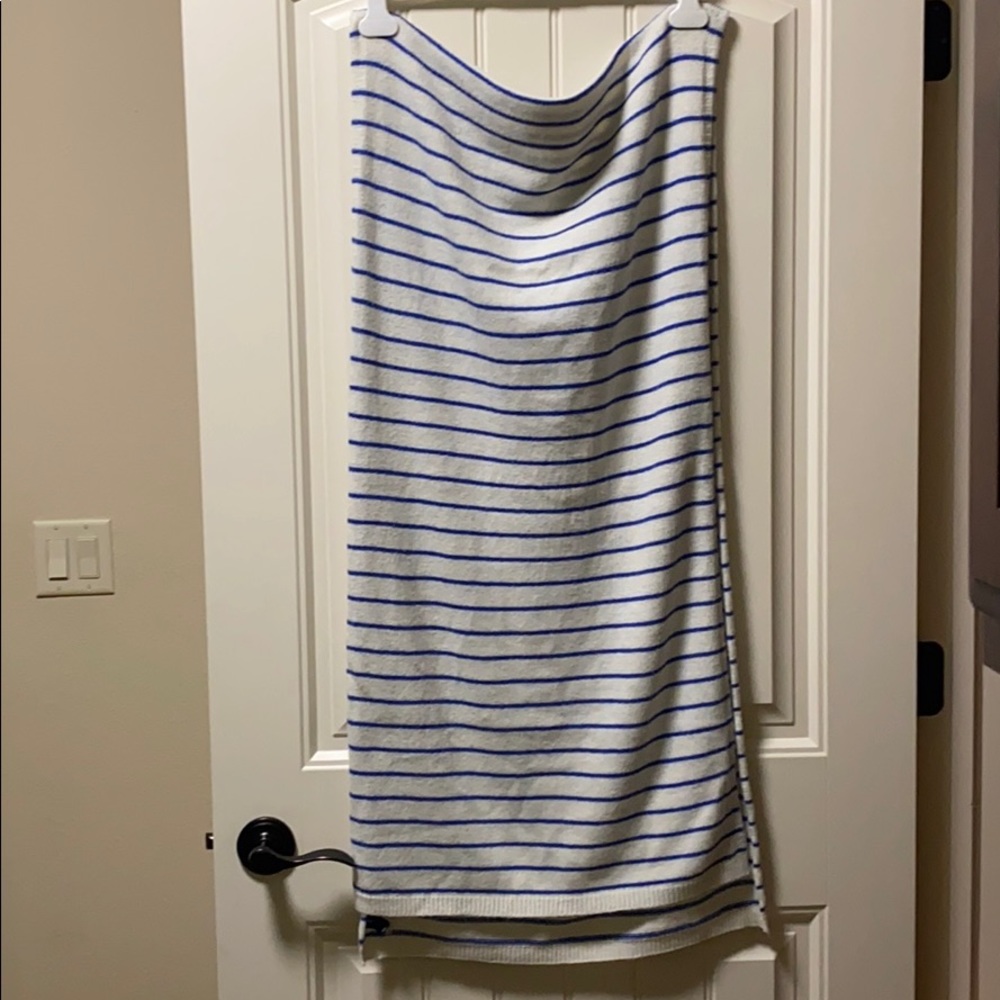 GAP striped scarf